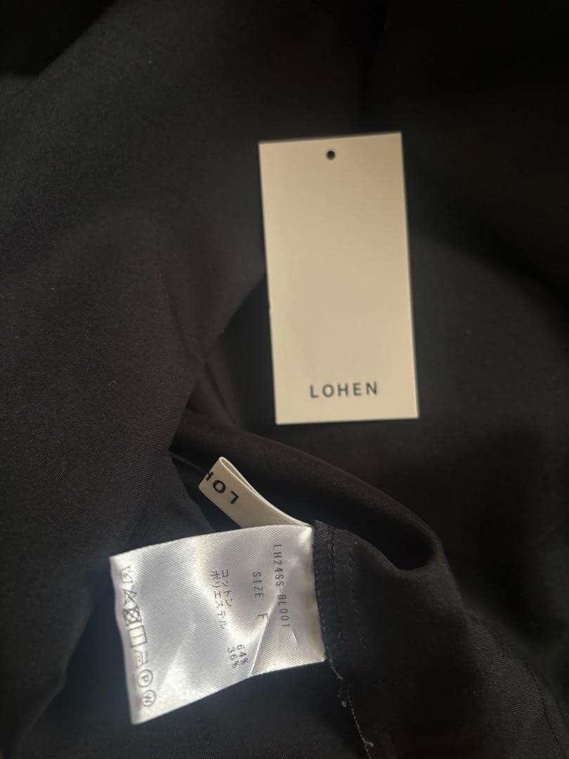 lohen ハイカウントダブルクロスノーカラーブラウス