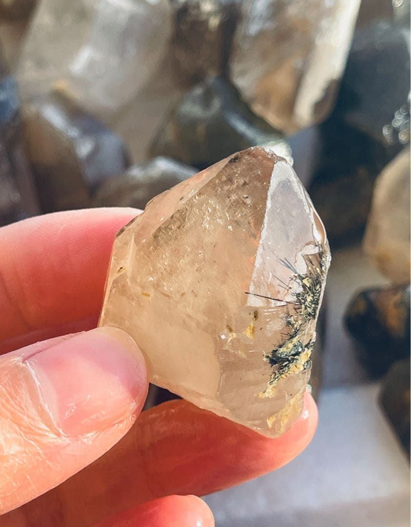 ベトナム産天然水晶アソートセット約7kg