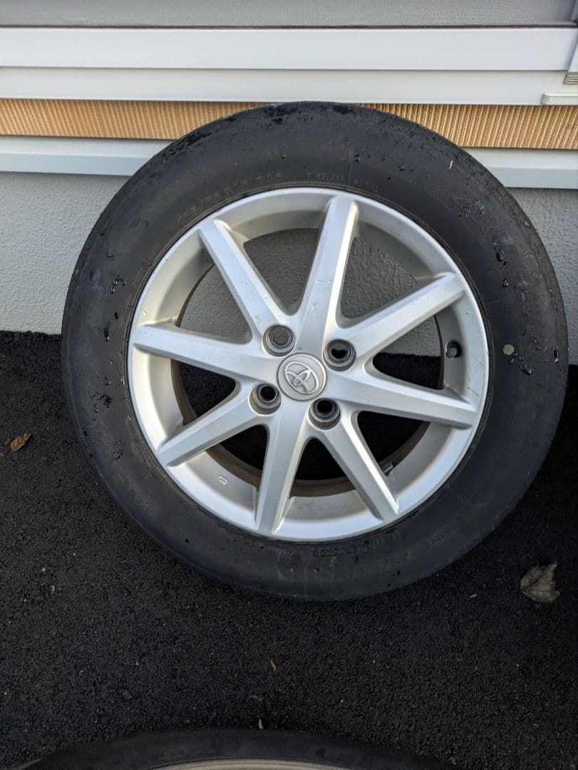 トヨタ純正アクア 15インチ ホイール二本セット