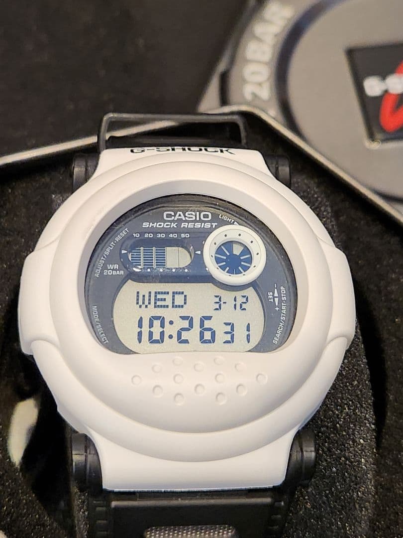 メカカカ　g-001bw-7jf G-Shock ストームツルーパー