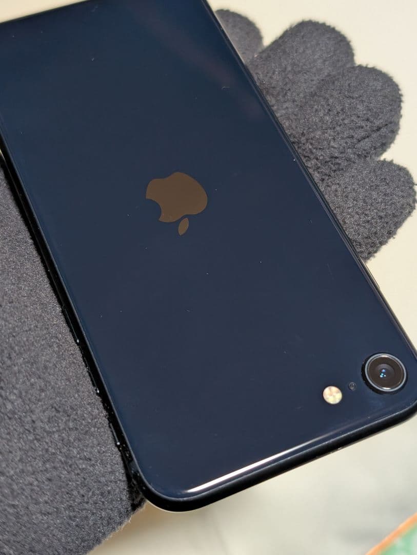 iPhone SE 第三世代 64GB SIMフリー ミッドナイト ブラック