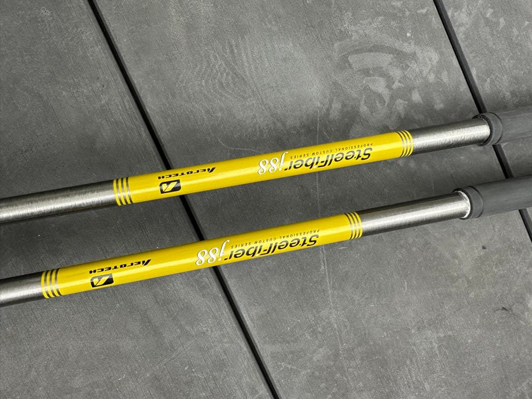 ジニコ　スチールファイバーj88s アイアン型ユーティリティー　19 22