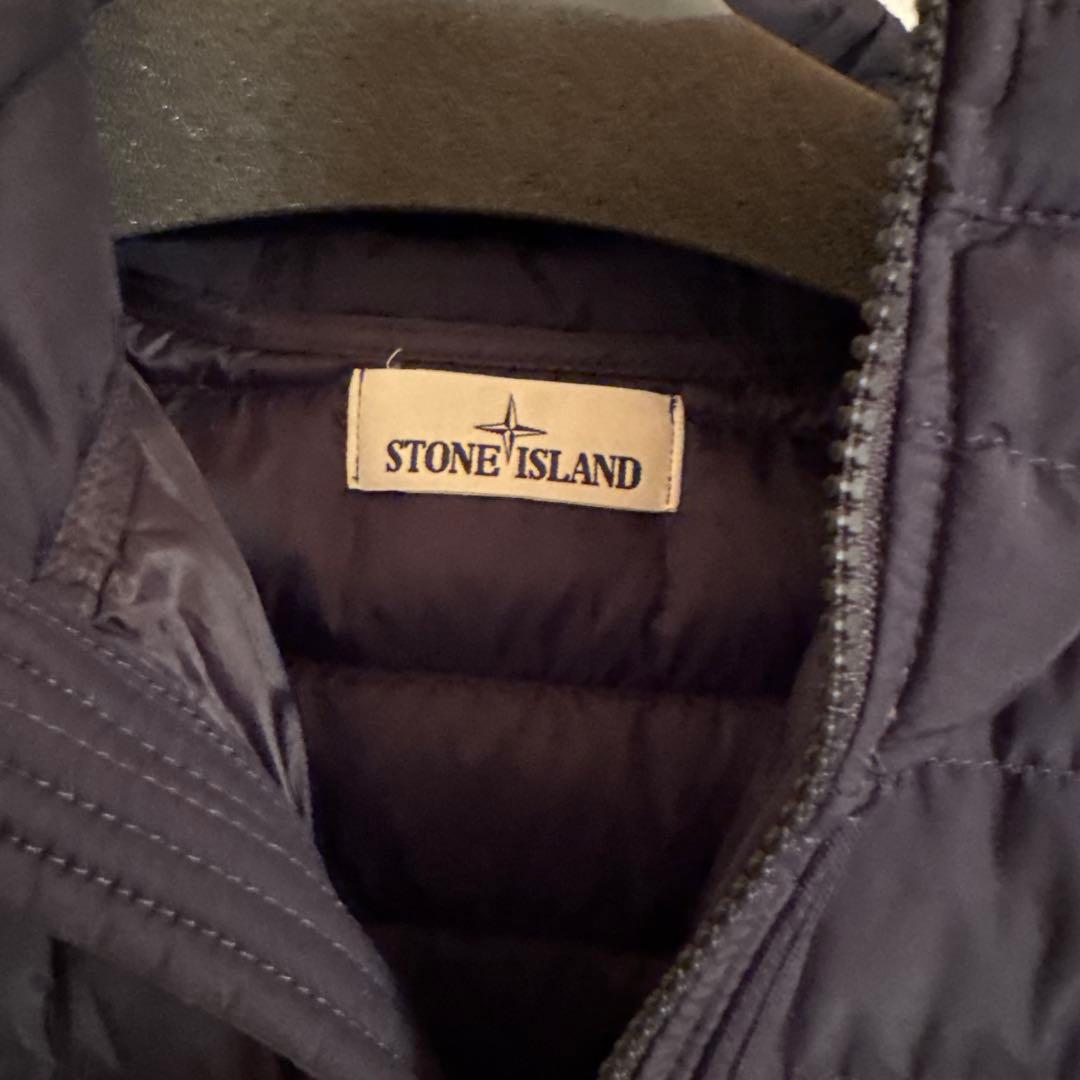 ストーンアイランド