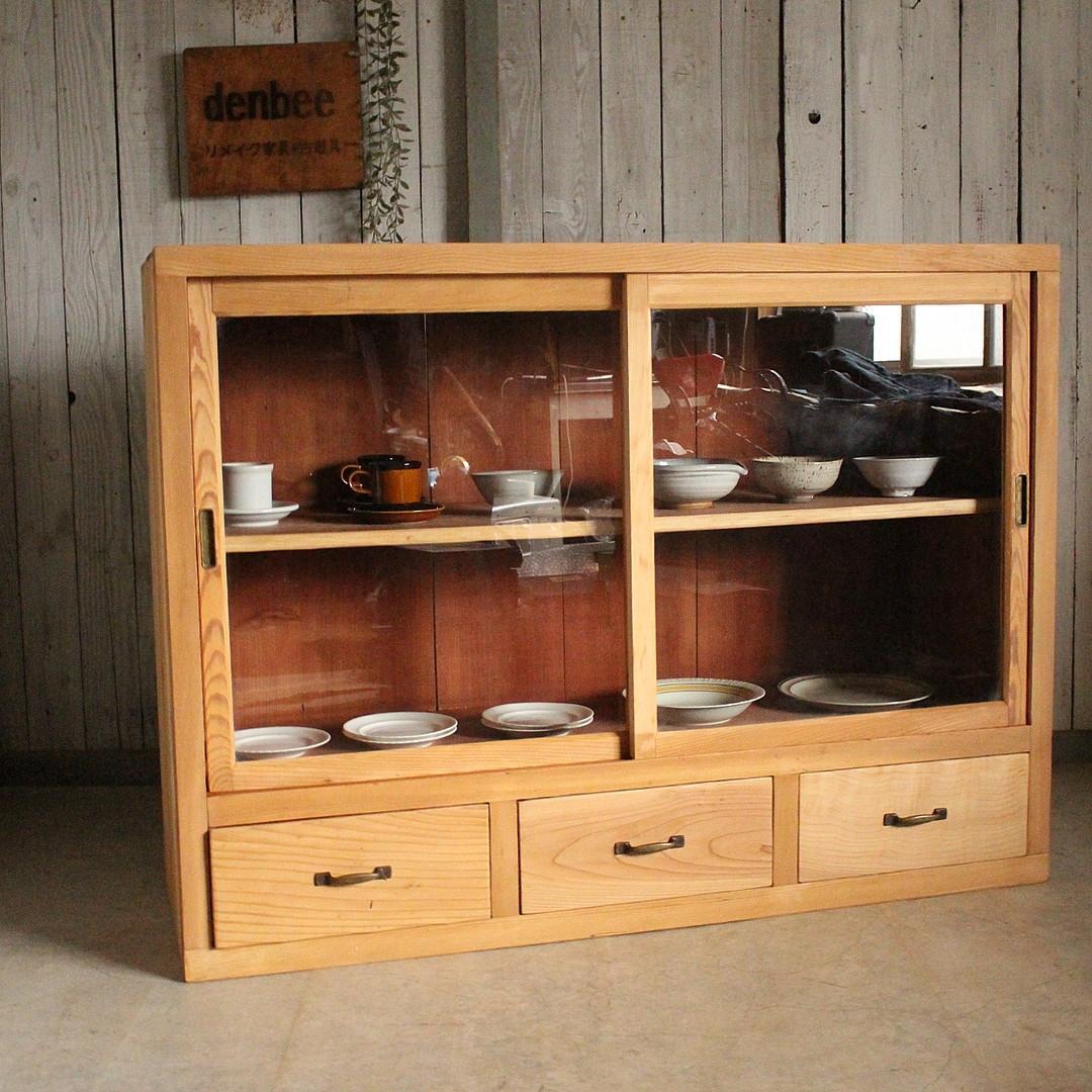 古い木枠のガラス戸棚　引き出し3杯　水屋