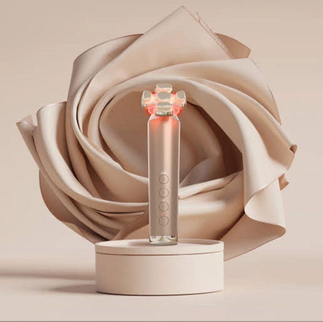 BLOOM フェイスケア 美顔器