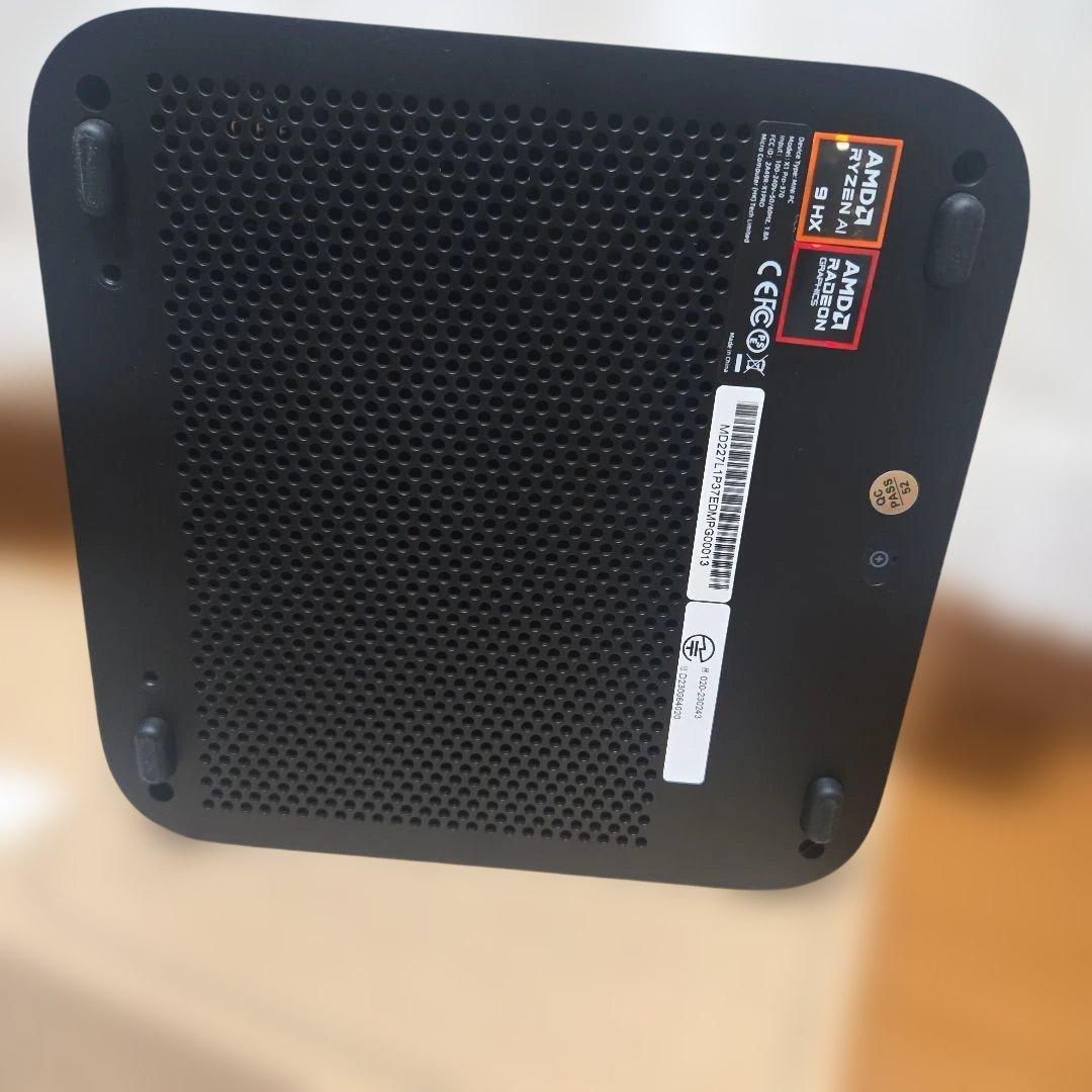 MINISFORUM X1 Pro-370 ミニPC