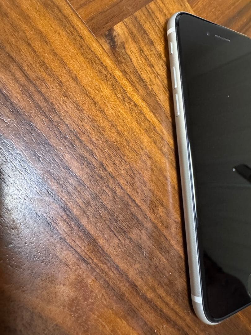 Apple iPhone SE (第2世代) ホワイト 128GB