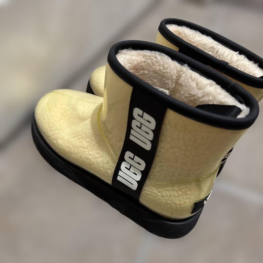 UGG イエロー ショートブーツ