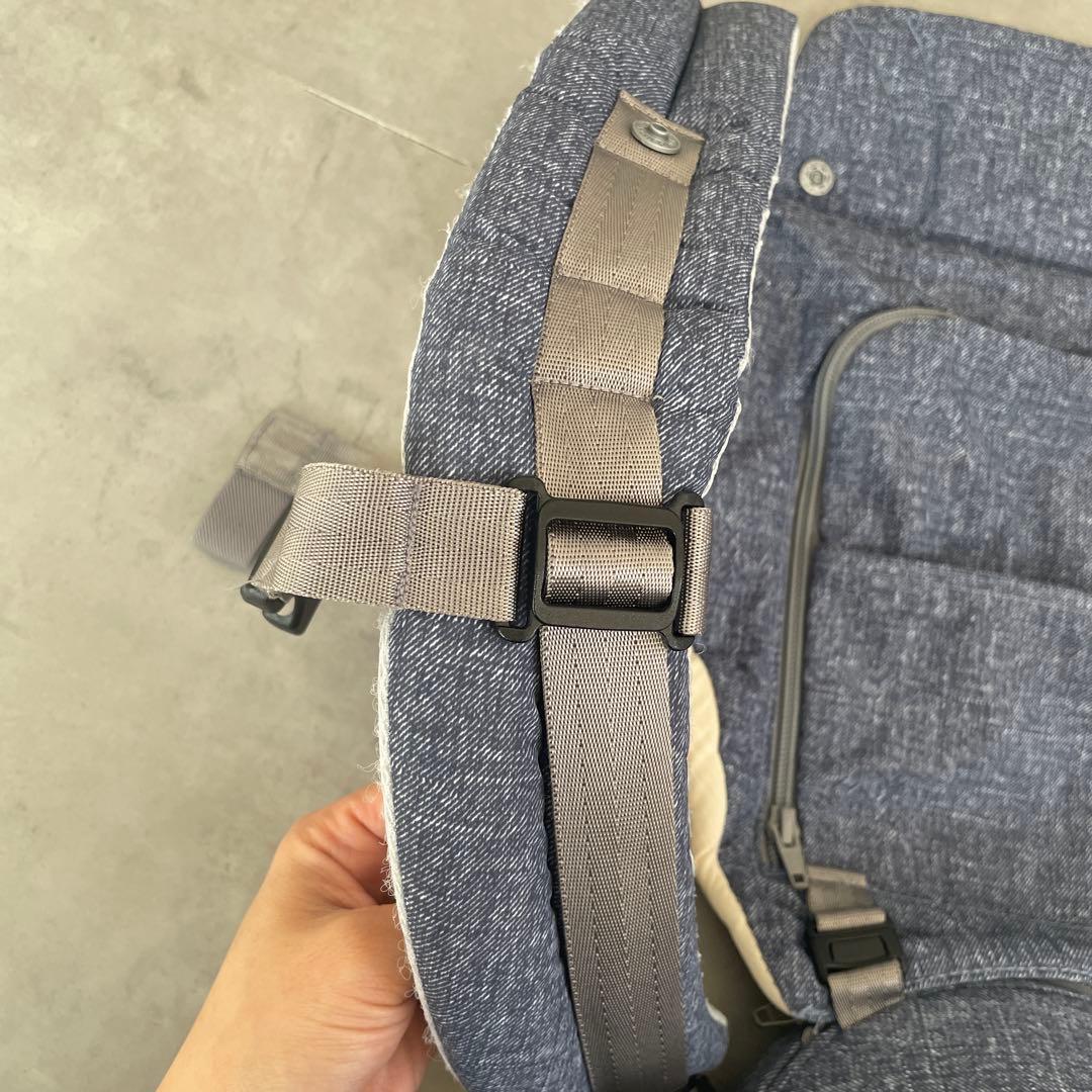 ポグネー　ヒップシート付き抱っこ紐　ミキハウス