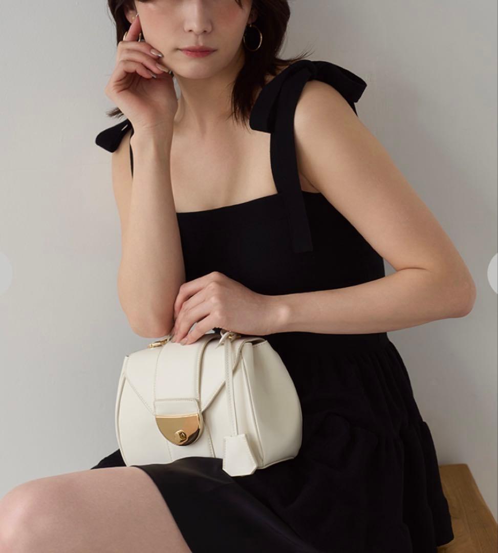 【FRAY I.D】ショルダーリボンペプラムニットキャミ【新品、タグ付き】