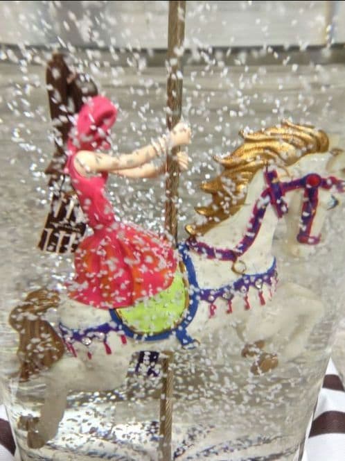 訳あり 新品 未使用 ❤️ ヘンリベンデル スノードーム オルゴール付き