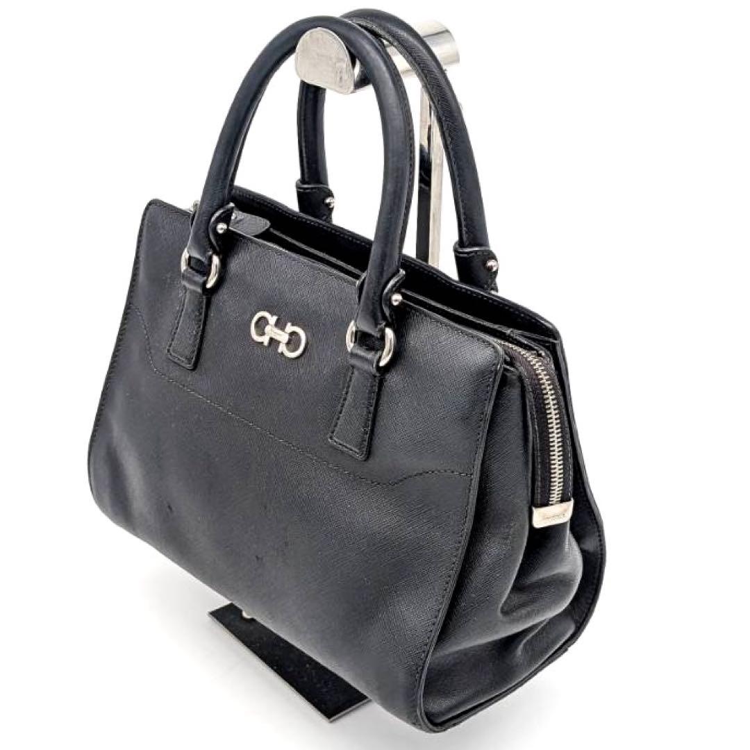 Salvatore Ferragamo✨ハンドバッグ ダブルガンチーニ レザー