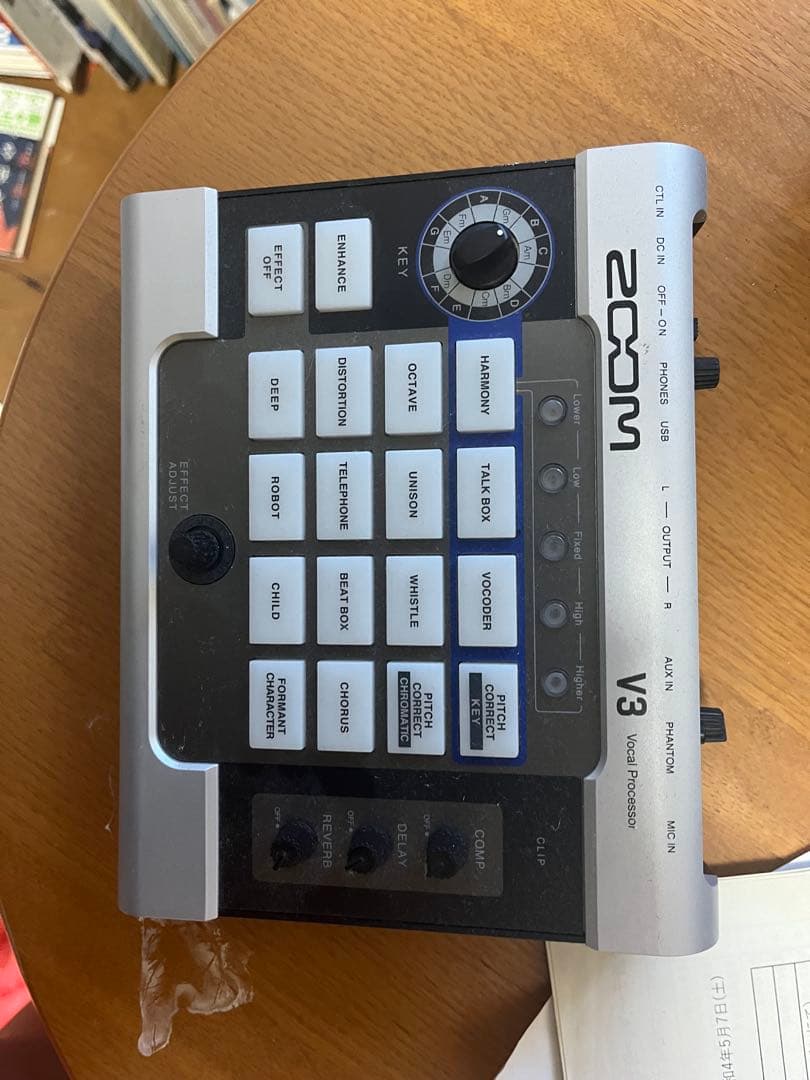 ZOOM V3 Vocal Processor ボーカルエフェクタープロセッサー