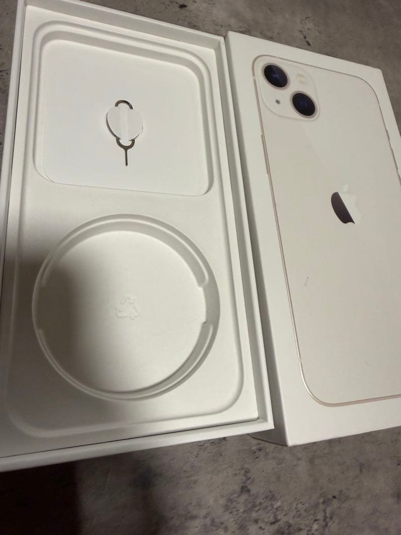 iPhone13 256GB ホワイト