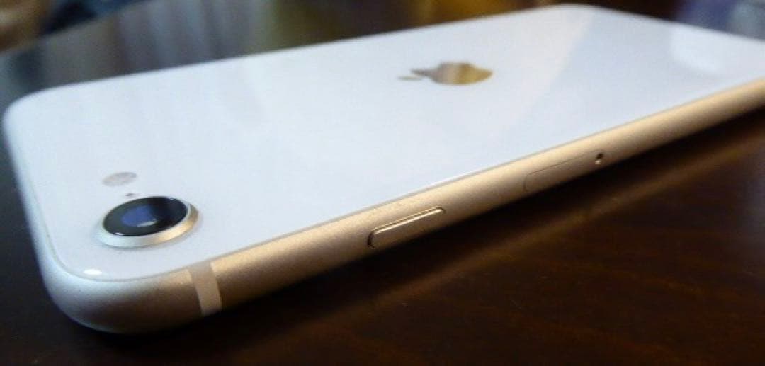 Apple iPhone SE3 256GB ホワイト 本体 +ガラス+ケース