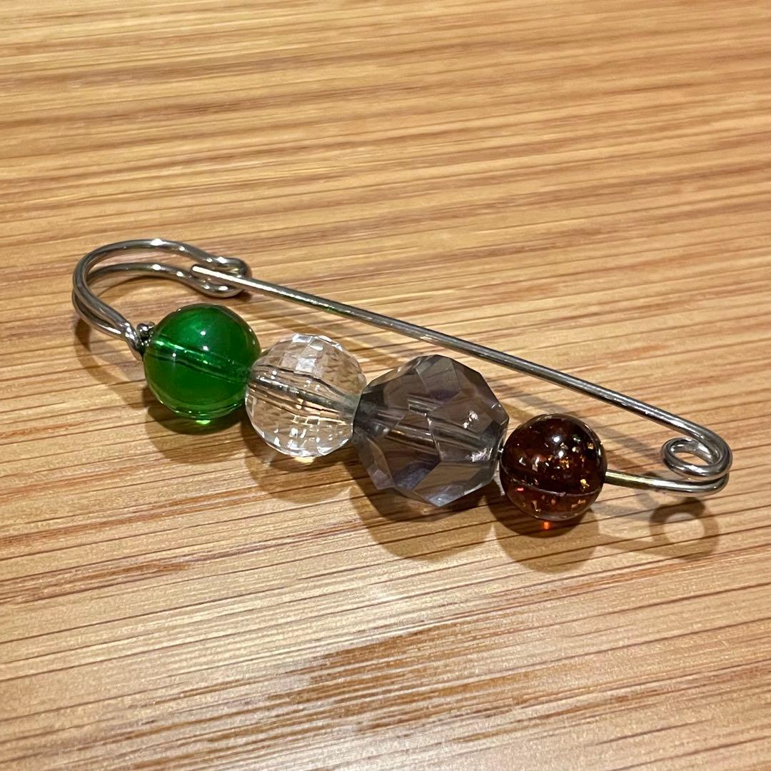 UNDERCOVER アンティークビーズブローチ but beautiful…②