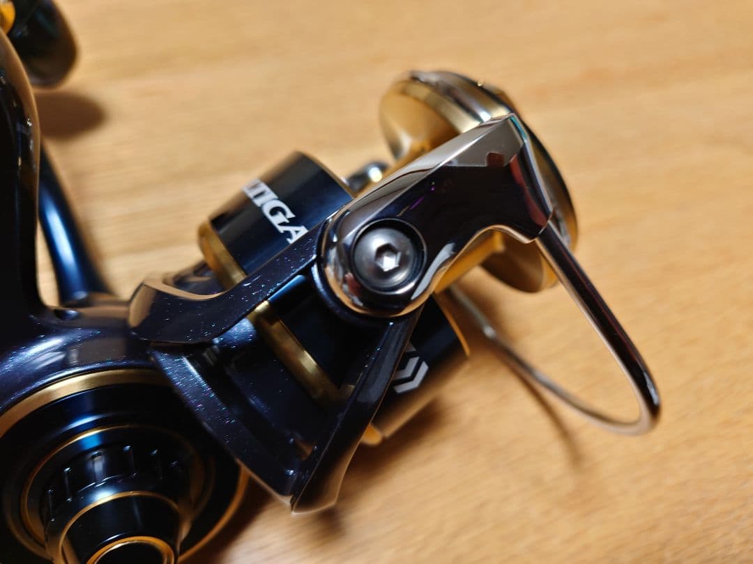 20ソルティガ8000-H