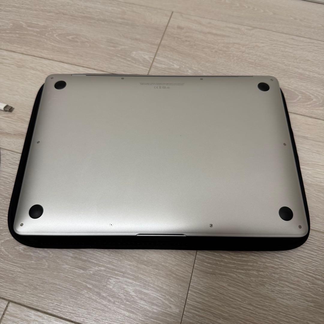 MacBook本体 Apple MacBook Air 2020 intel i5 512GB