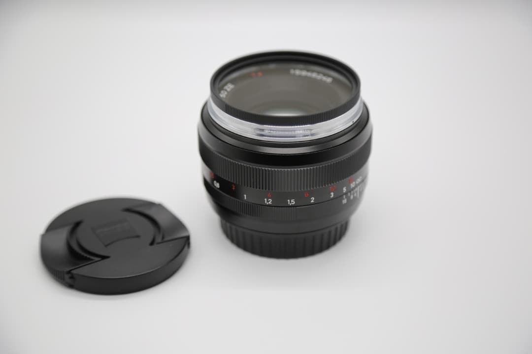 【美品】　Carl Zeiss Planar T* 50mm F1.4 ZE