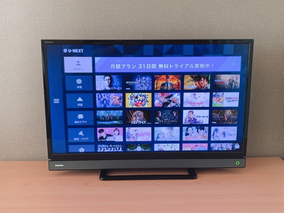 WiFiスマ一トテレビ 東芝 32型 32インチ Youtube等ネット動画可