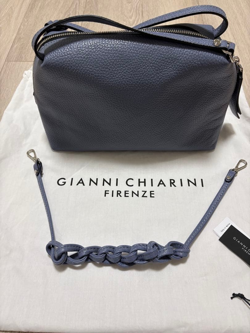 【美品】GIANNI CHIARINI ALIFA M ショルダーバッグ
