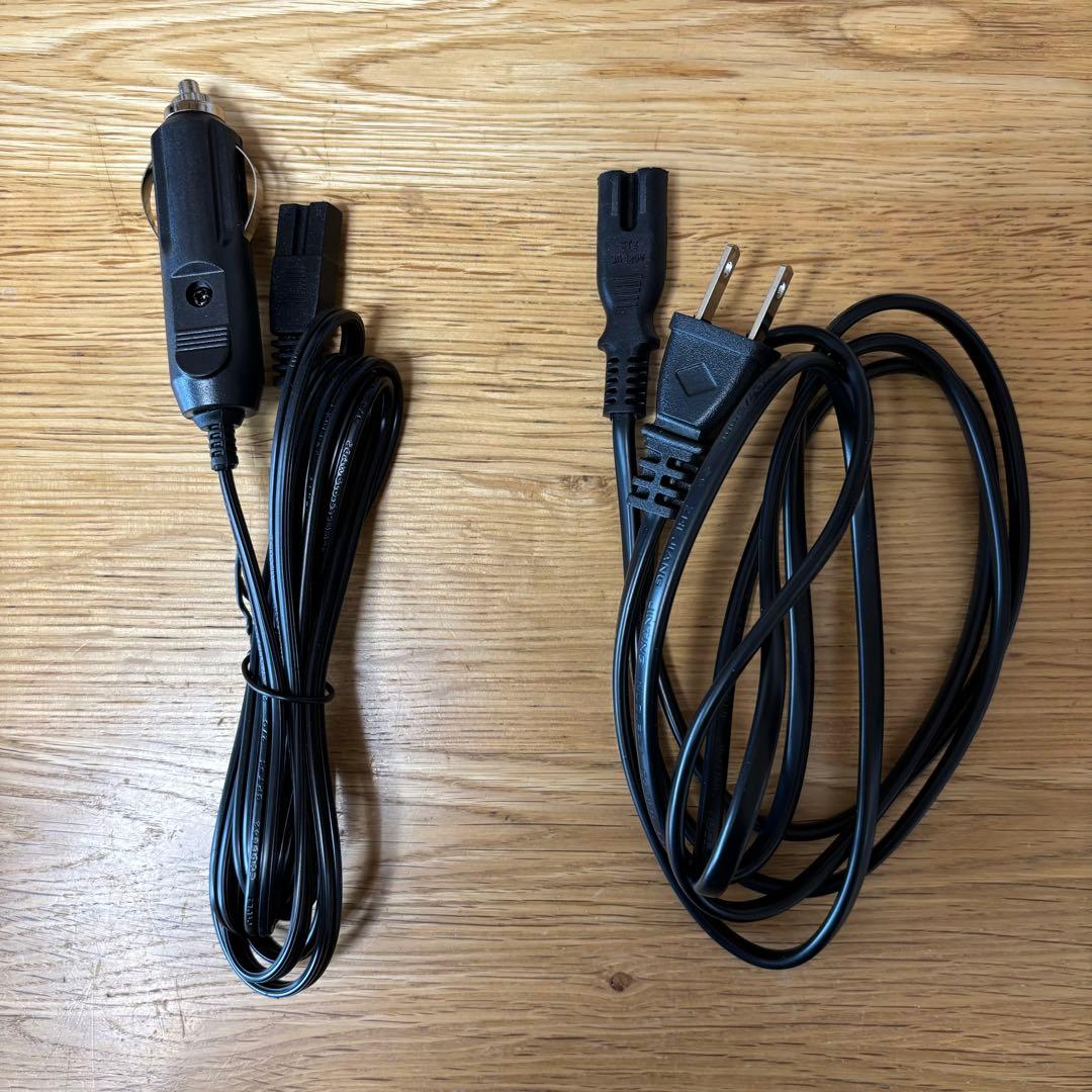 冷温庫　ペルチェ式　温度設定可能　容量22L