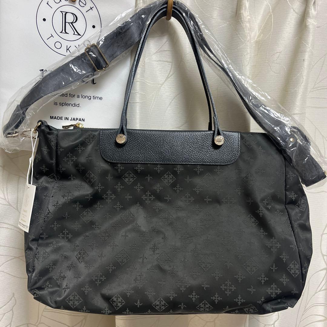 新品ラシットA4入るポケット多数整理整頓できる三層構造メタルロゴ2wayバッグ