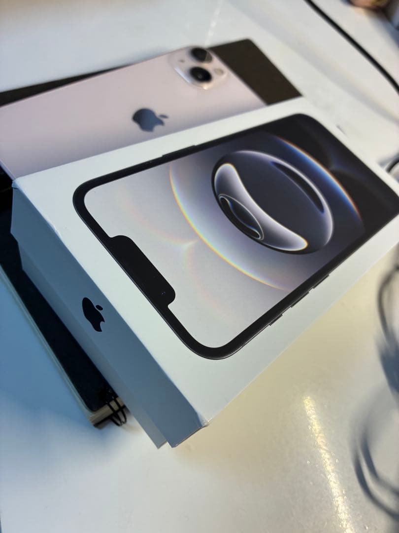 iPhone13 128G 美品　画面割れなし