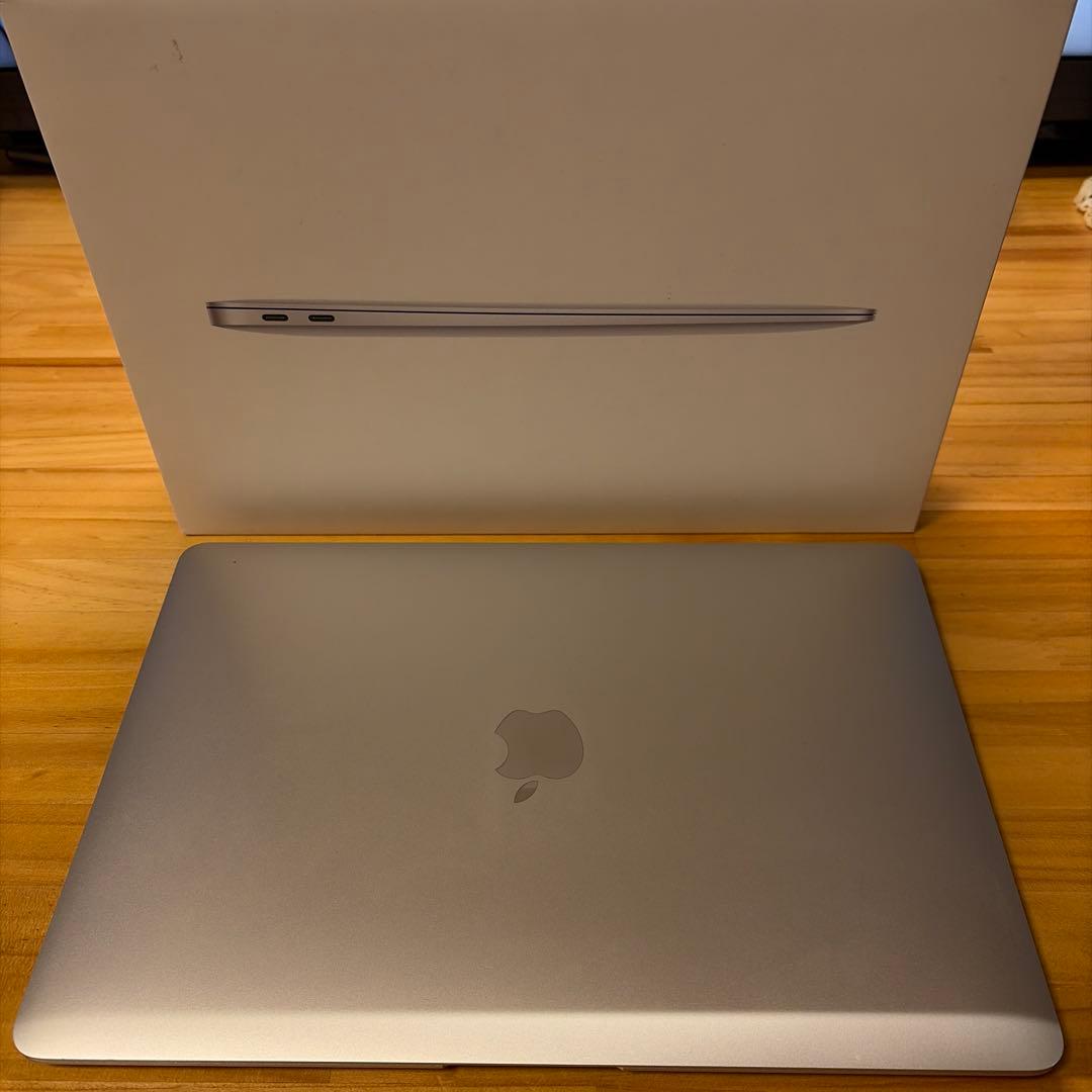 MacBookAir 2020 13.3インチM1 8GB 256GB シルバー
