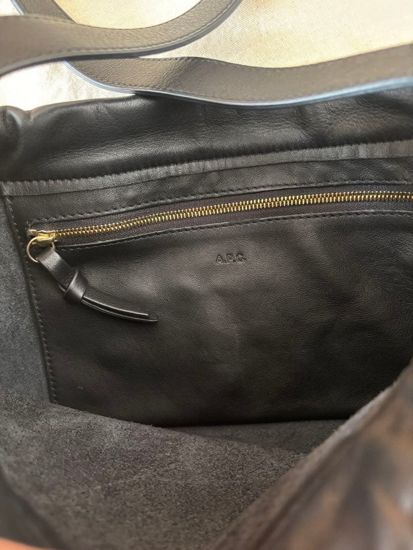 A.P.C ⭐️アーペーセー　バッグ　レザー　⭐️Sac Havane