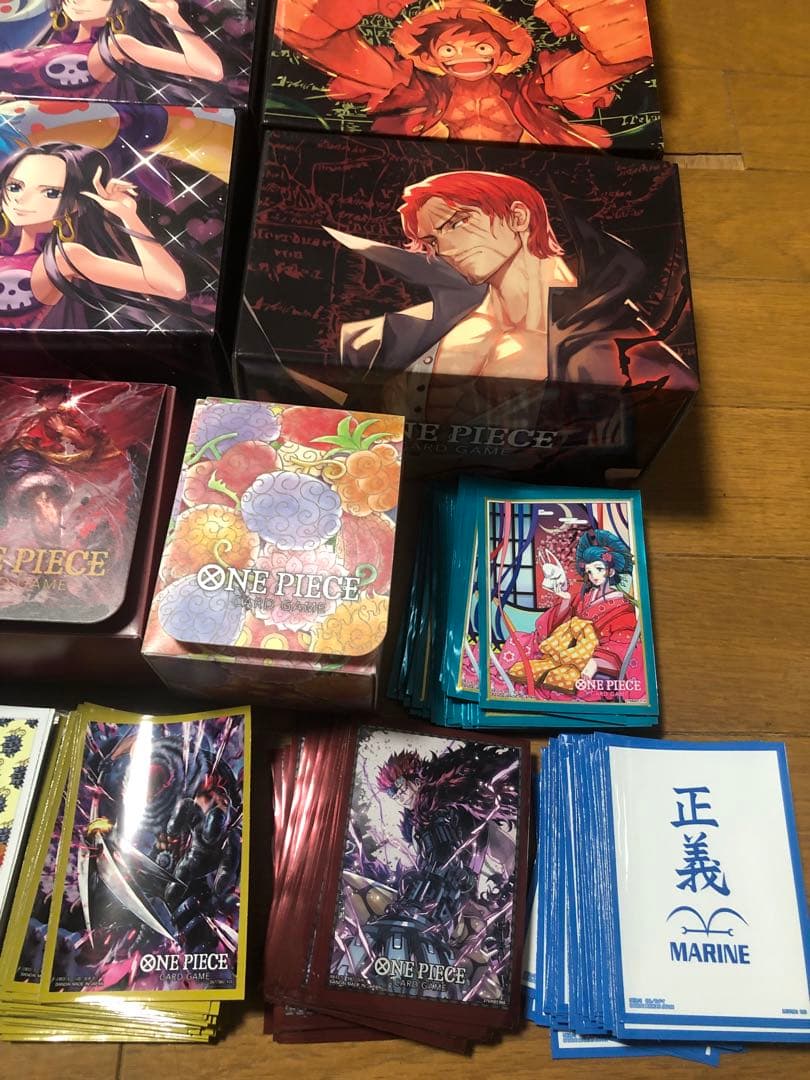 ワンピースカード　光り物のみ約3000枚他大量　まとめ売り　引退