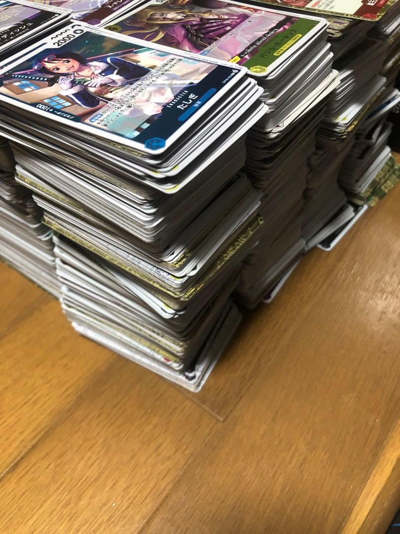 ワンピースカード　光り物のみ約3000枚他大量　まとめ売り　引退