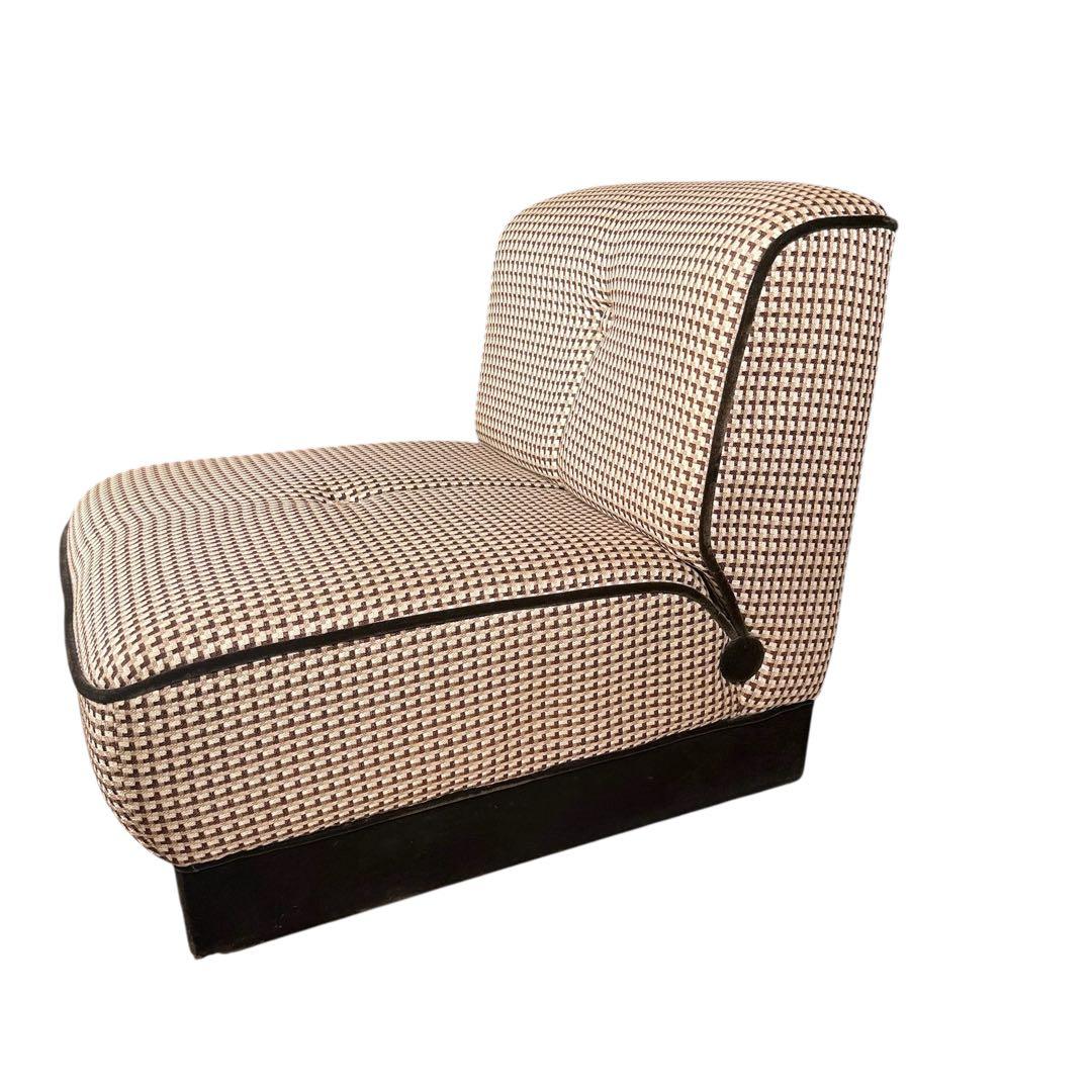 HR789 カリモク60 復刻プレート　総柄　1Pソファ　ベルベット　ボタン