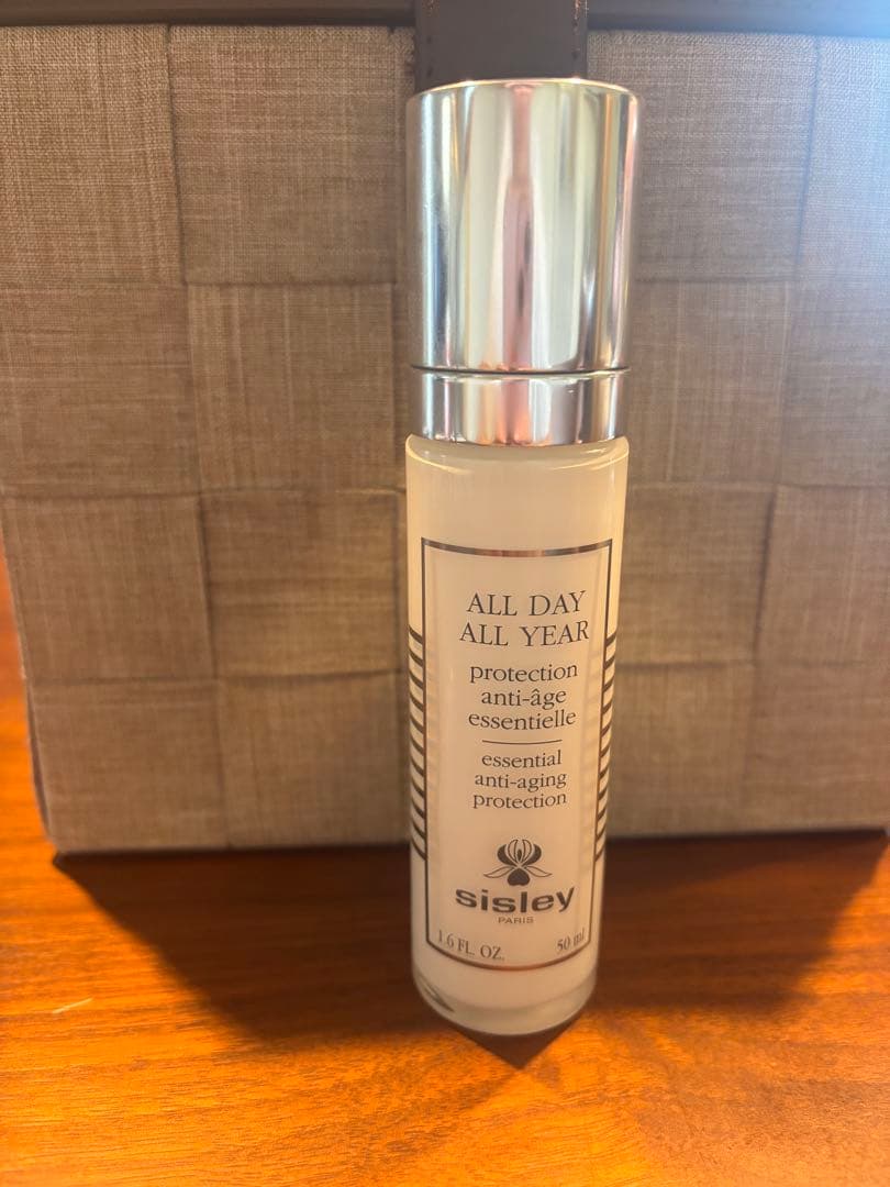 sisley ALL DAY ALL YEAR 乳液 1.6 fl oz