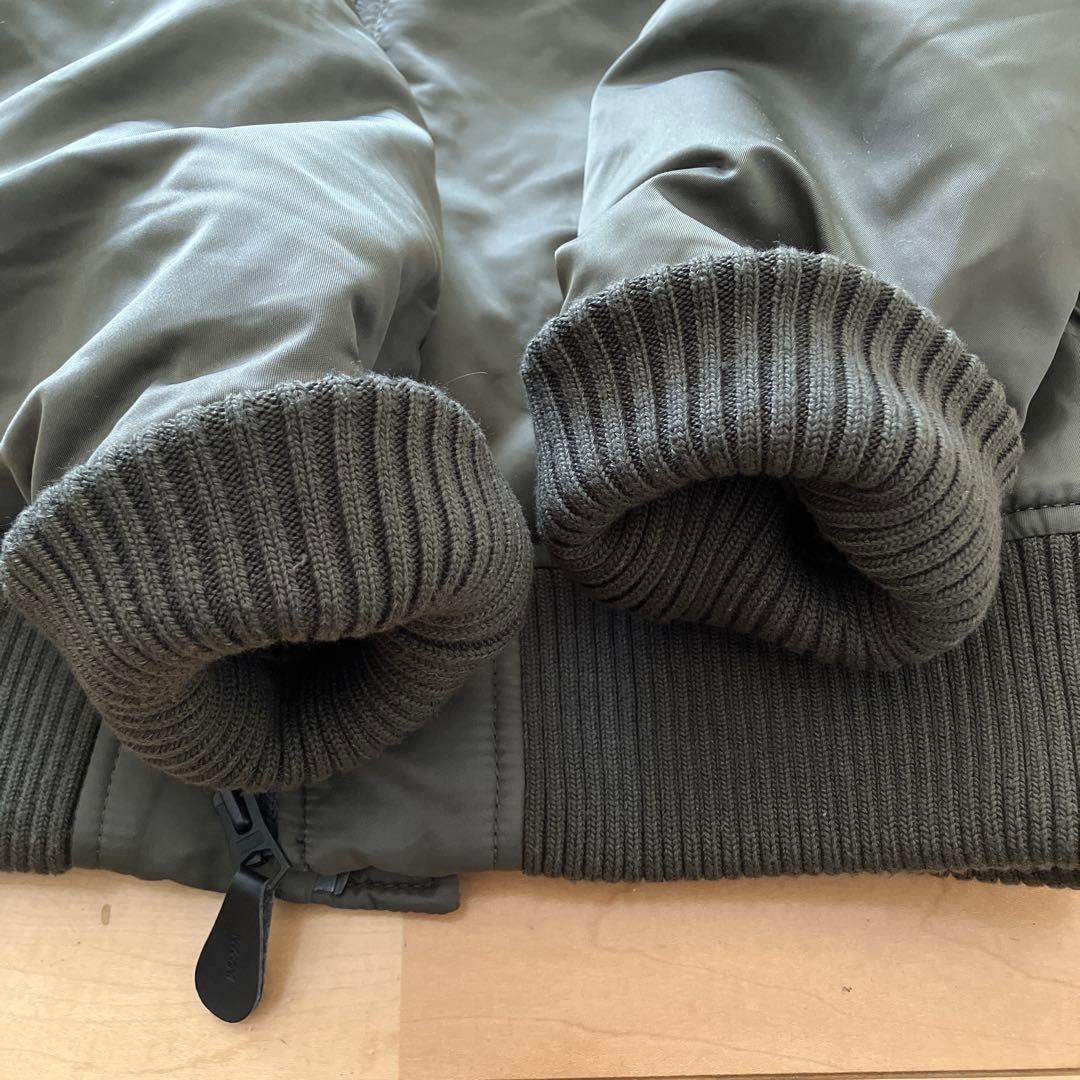 アルファインダストリーズ　フーデッドリブジャケット　Mサイズ