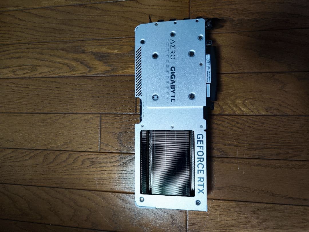 グラフィックボード・グラボ・ビデオカード GIGABYTE GeForce RTX 4070 Super AERO OC