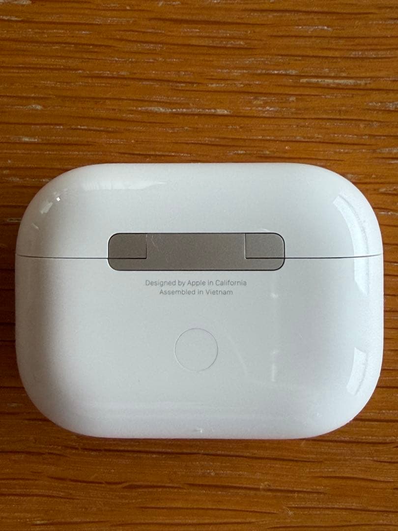 【美品】Apple AirPods Pro 2 UBS-C ESR ケース付き