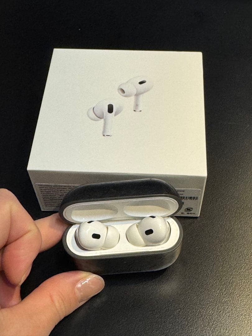 AirPods Pro 2 本体 美品 MagSafe充電ケース 付