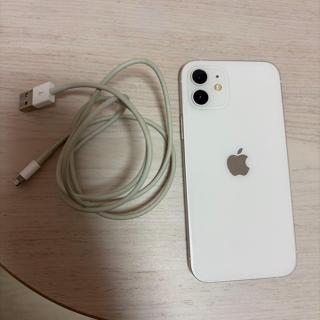 iphone12 ホワイト 128GB ライトニングケーブル付き