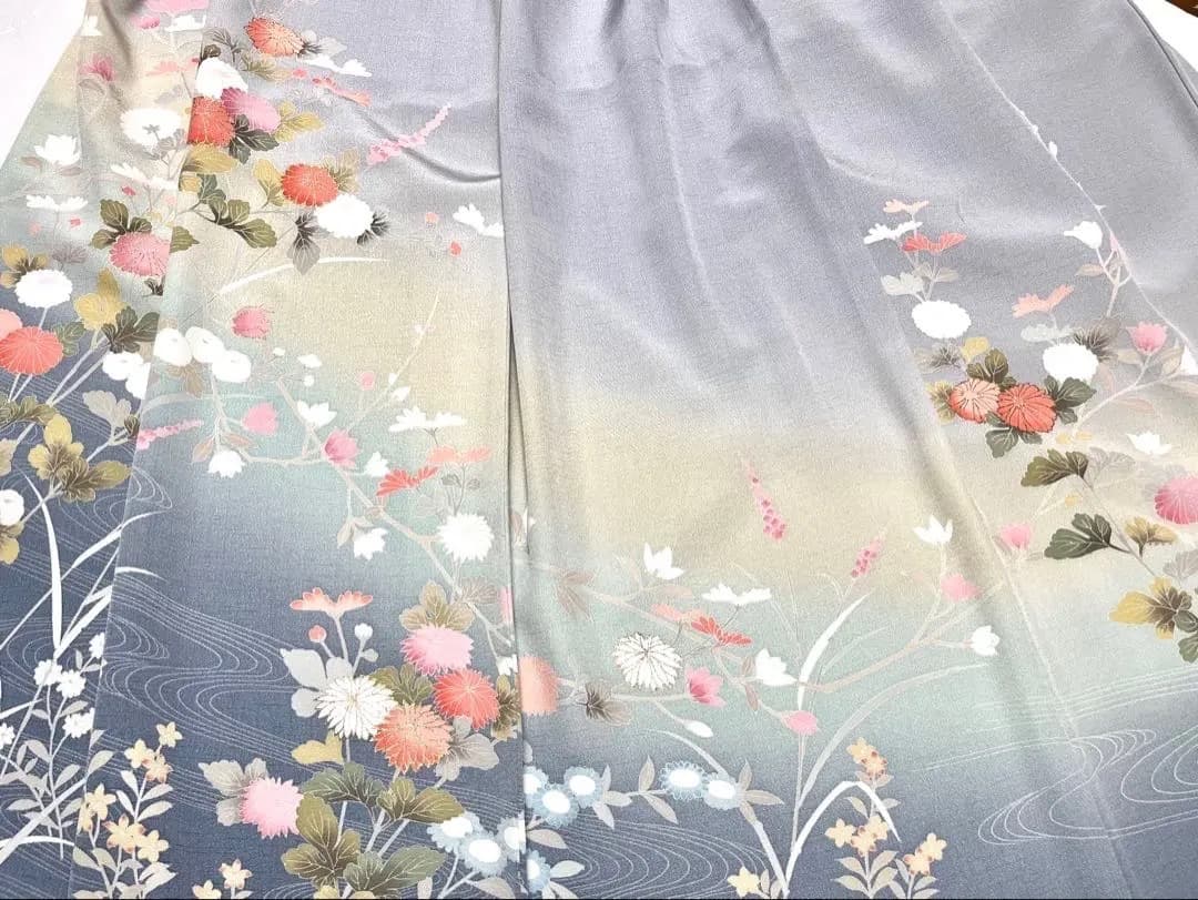 上品聡明なお色柄 上質正絹訪問着 美しい四季の花々 淡い色調グラデーション