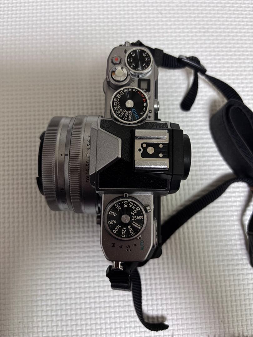 Nikon Z fcシルバー レンズセット、撮影枚数9枚！試し撮りのみの極上品！