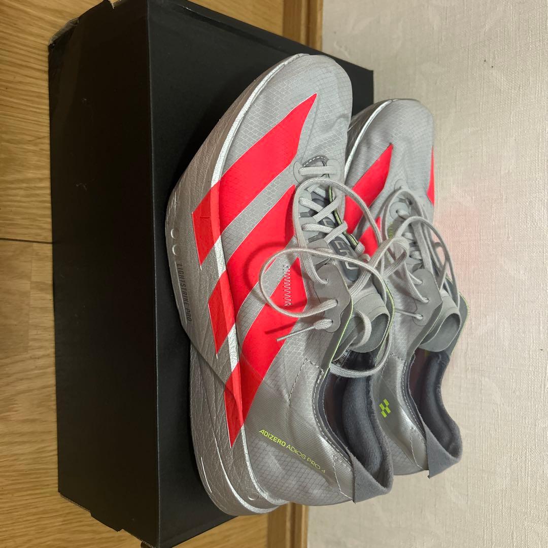 アディオスプロ4 ウルトラマンカラーウィメンズ25.5 20km程使用