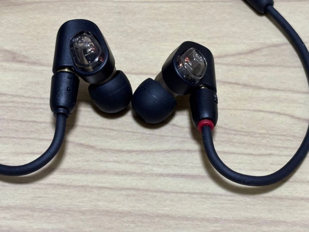 Audio Technica ATH-E50 イヤホン　ほぼ新品