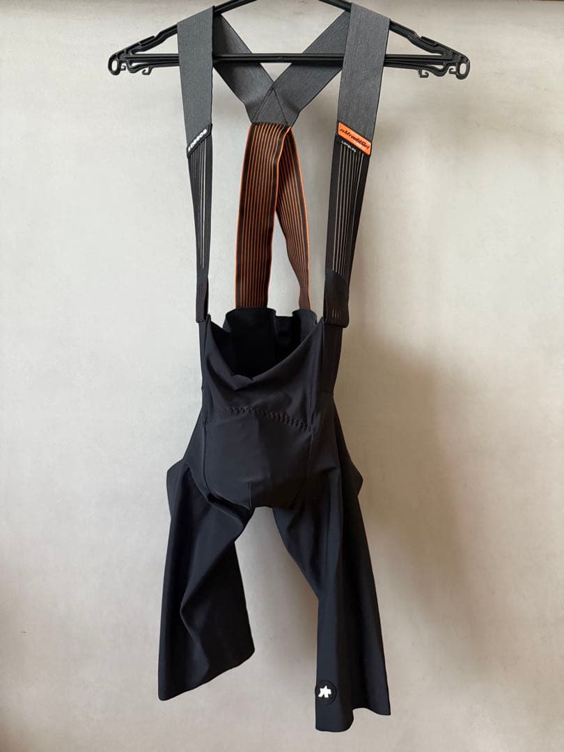 Assos RS Equipe S11 ロングビブショーツ