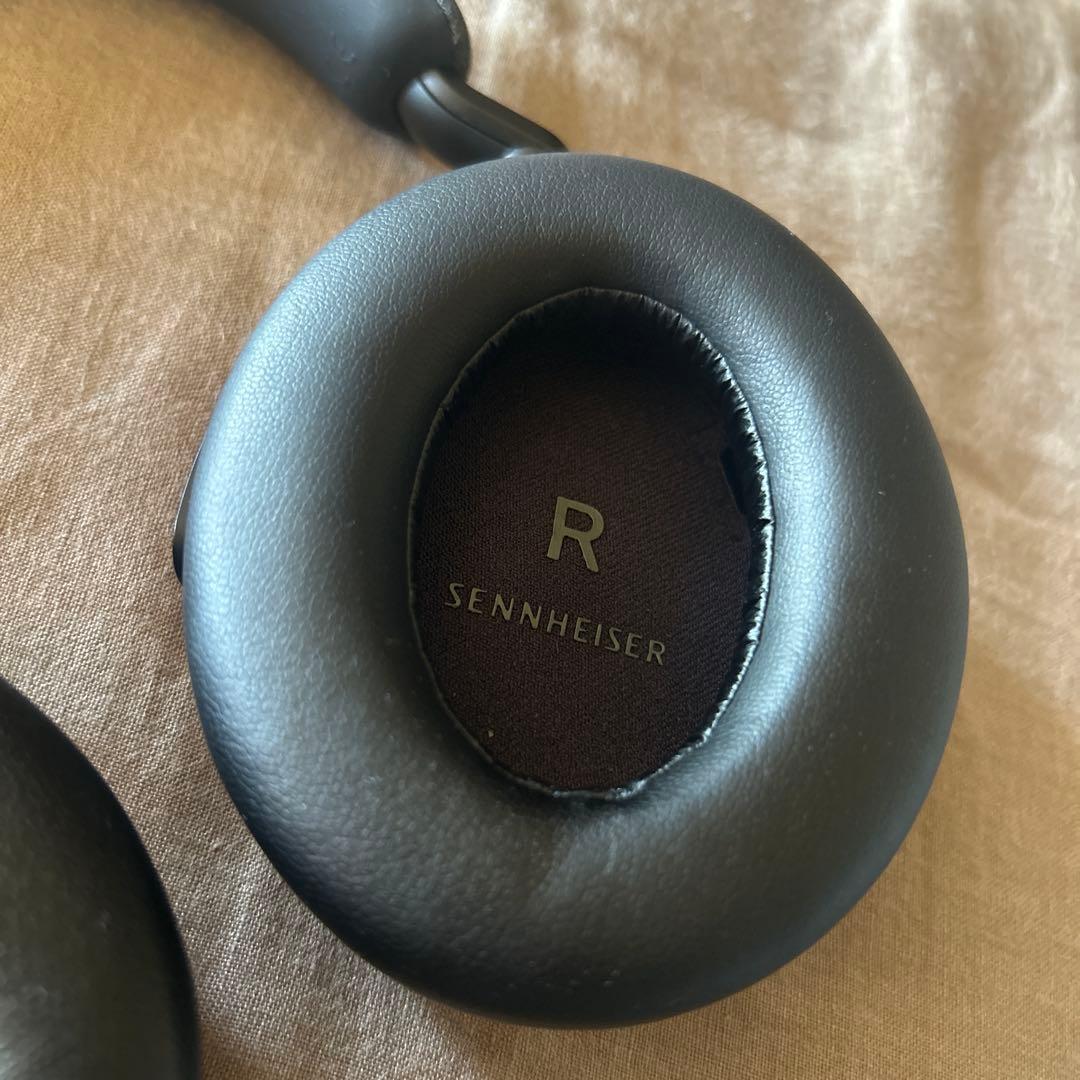Sennheiser Momentum 4 Wirelessヘッドホン