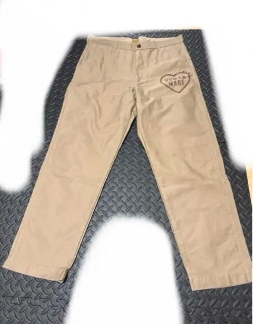 HUMAN MADE ハート刺繍 ベージュチノパン