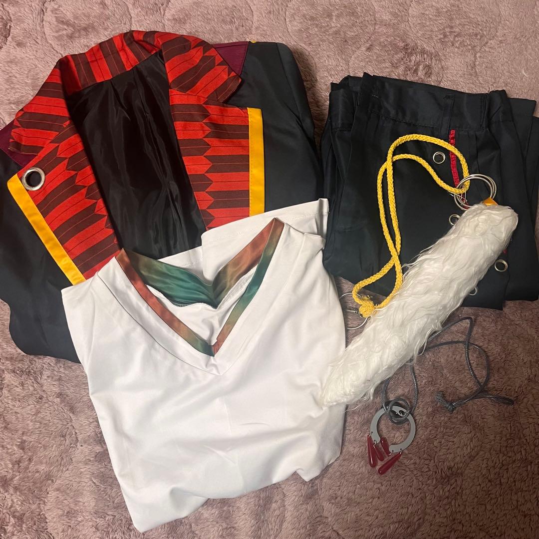 伏見ガク 通常衣装