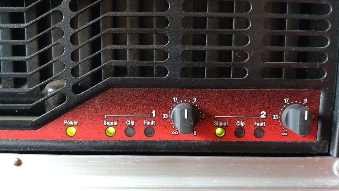 AMCRON アムクロン CE2000 パワーアンプ　 動作確認 使用