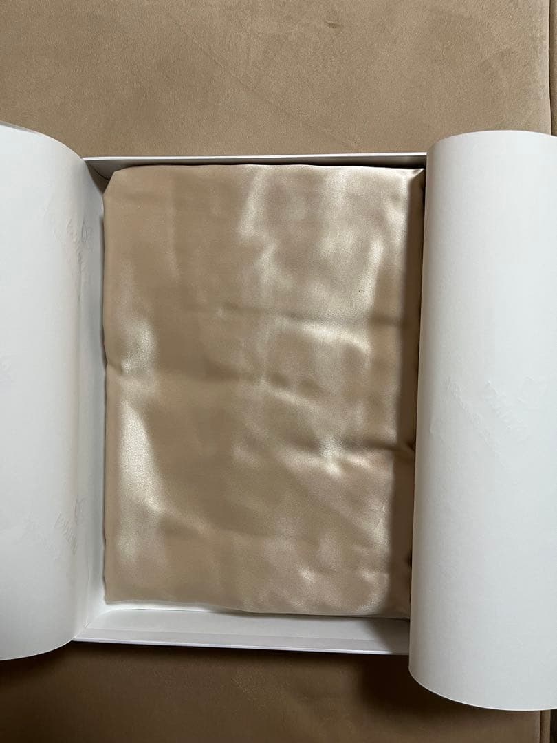 【新品】Utukky シルク100% ボックスシーツシングル シャンパン