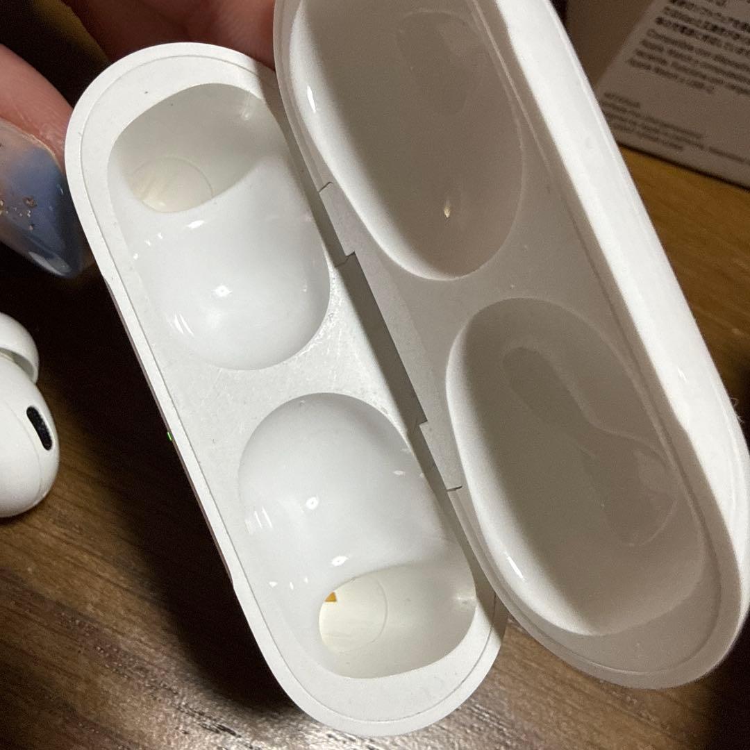 AirPods Pro (第2世代) 左耳+本体